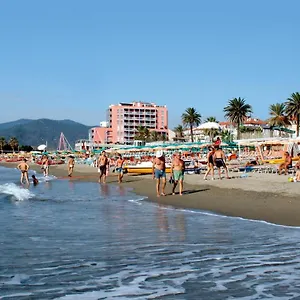 Lungomare Appartement Savone